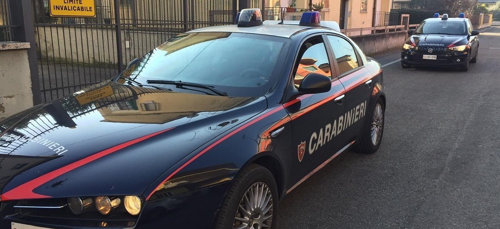 C’è il buffet al bancone e i clienti fanno assembramento: bar sanzionato con 3.000 euro e chiuso per 5 giorni